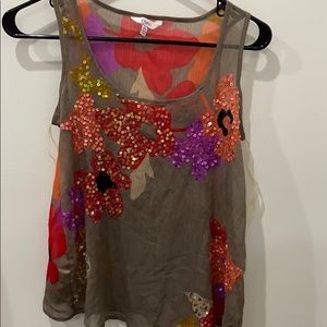 Sleeveless blouse